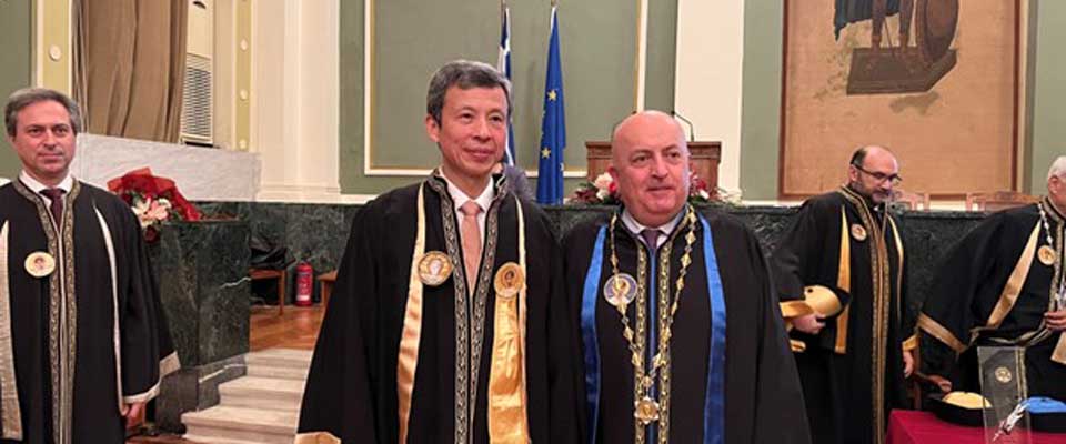 Professor Fengzhou Fang was awarded a Prestigious Honorary Doctorate