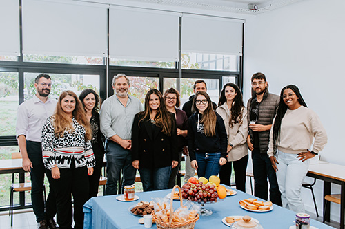 Benoit Cuq and Monica Augusto with a group of students from the EUVG School of Veterinary Medicine in Coimbra (Portugal)